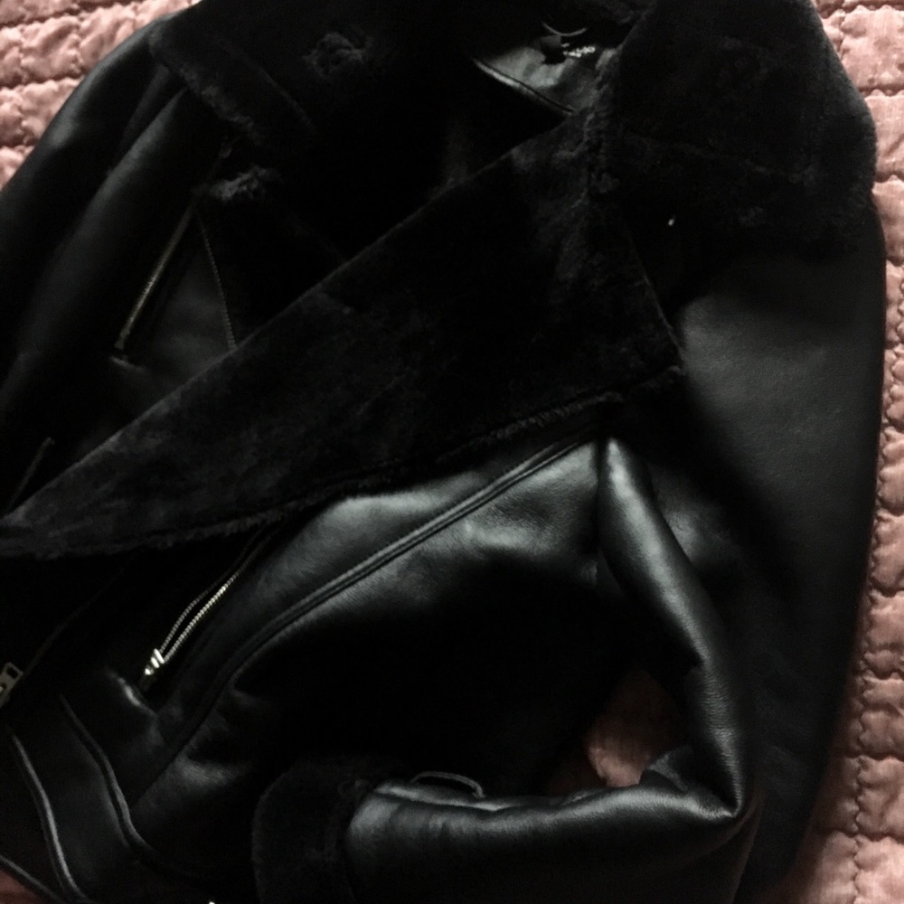 NWOT Topshop black shearling moto jacket